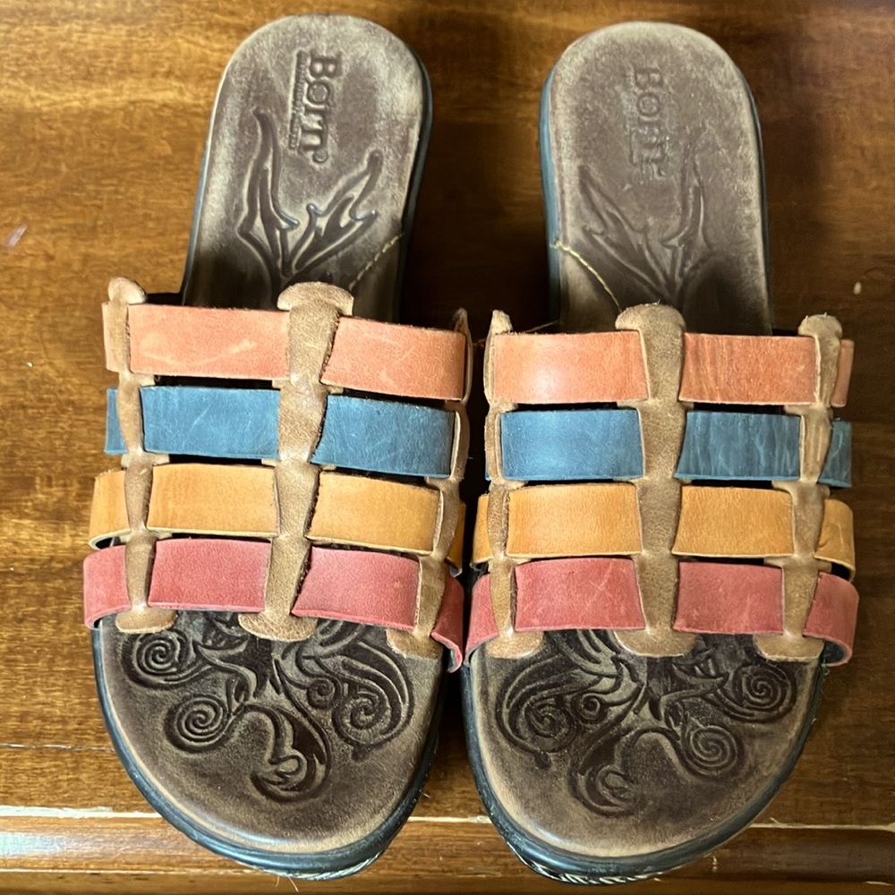 Born Multicolored Wedged Sandals Size 8 New